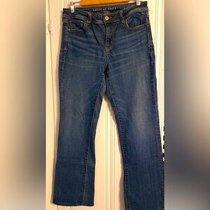 American Eagle 🦅 Kick boot cut Jeans. Great Condition